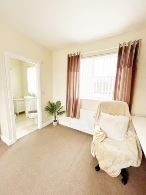 5 Bedroom, Sleeps 9 - Base To Explore Liverpool And Beyond ليفربول المظهر الخارجي الصورة
