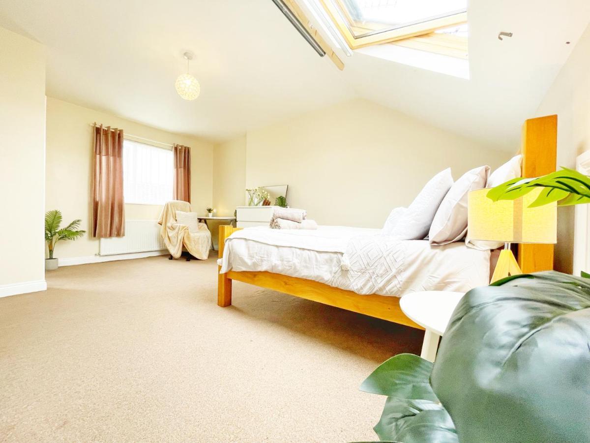 5 Bedroom, Sleeps 9 - Base To Explore Liverpool And Beyond ليفربول المظهر الخارجي الصورة